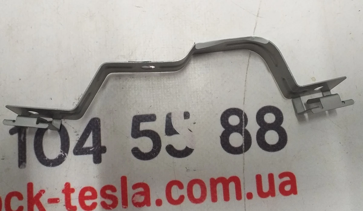 6 Кронштейн підкрилка переднього лівого NEW Tesla model 3 1104540-00-B