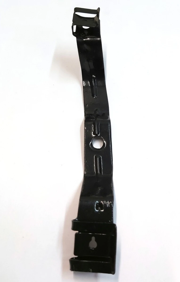 5 Кронштейн подкрылка переднего правого Tesla model 3 1104541-00-B