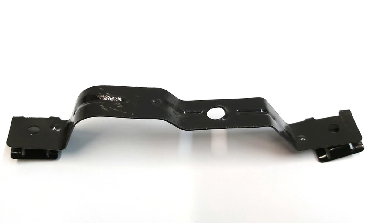 5 Кронштейн подкрылка переднего правого Tesla model 3 1104541-00-B
