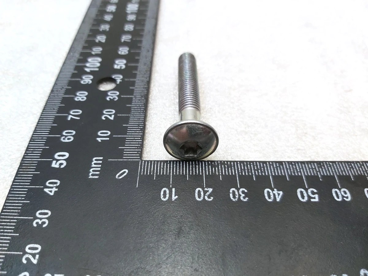 4 Болт PF,M8,50,STL[88],ZN Tesla Model 3 1104659-00-A