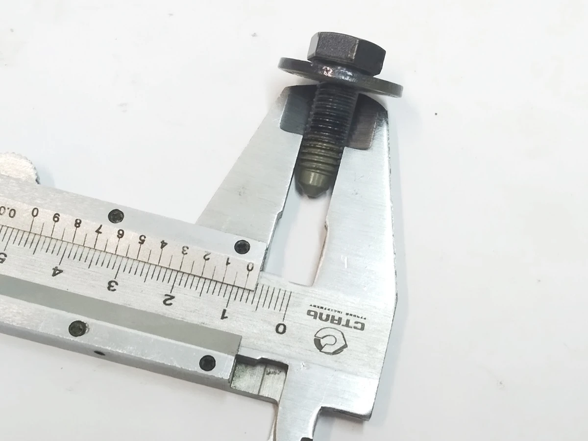 2 Болт с шайбой петли крышки багажника M8X20,[109],PC,ZNNI Tesla Model 3 1104730-00-B