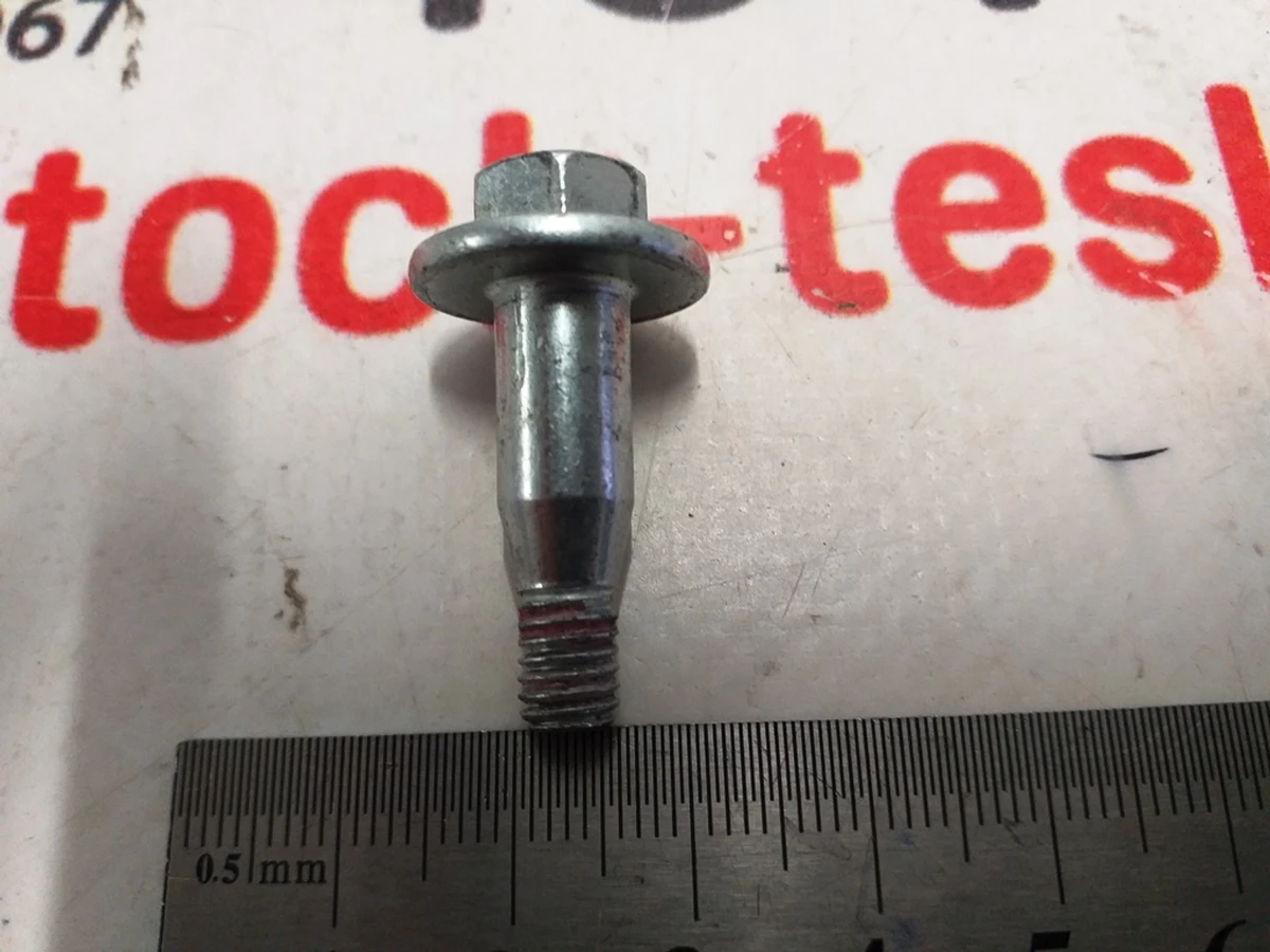22 Болт HF M6x7 STL[88] ZN SHLDR[8x18] Tesla model 3, model Y 1105061-00-E