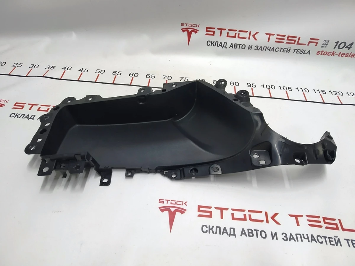 14 Ніша кишені карти дверей передньої правої (з пошкодженнями) Tesla model 3 1090411-01-H