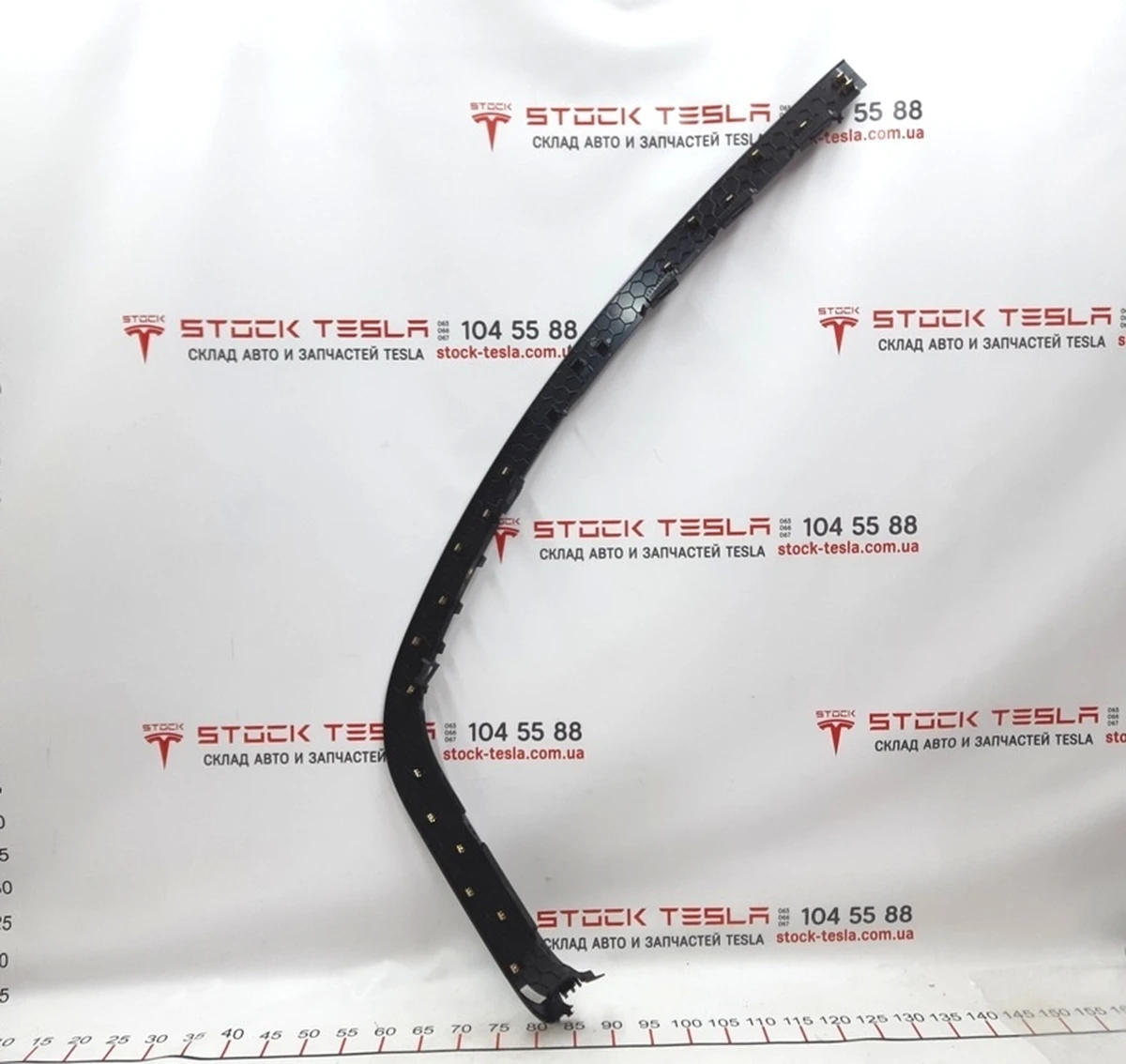 4 Doorway trim rear left front plastic Tesla model X 1105120-00-E