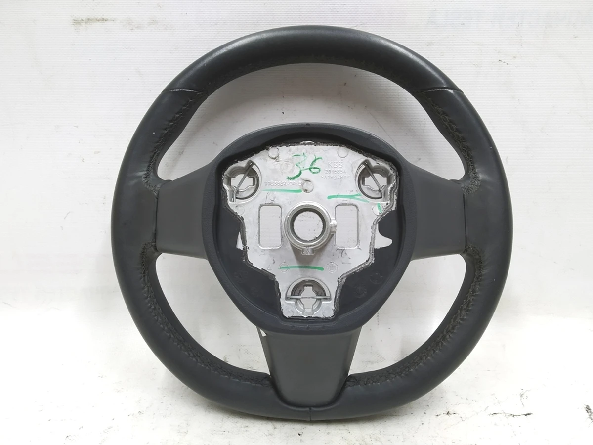 1 Steering wheel PREMIUM without heating Tesla model 3 1095222-00-L