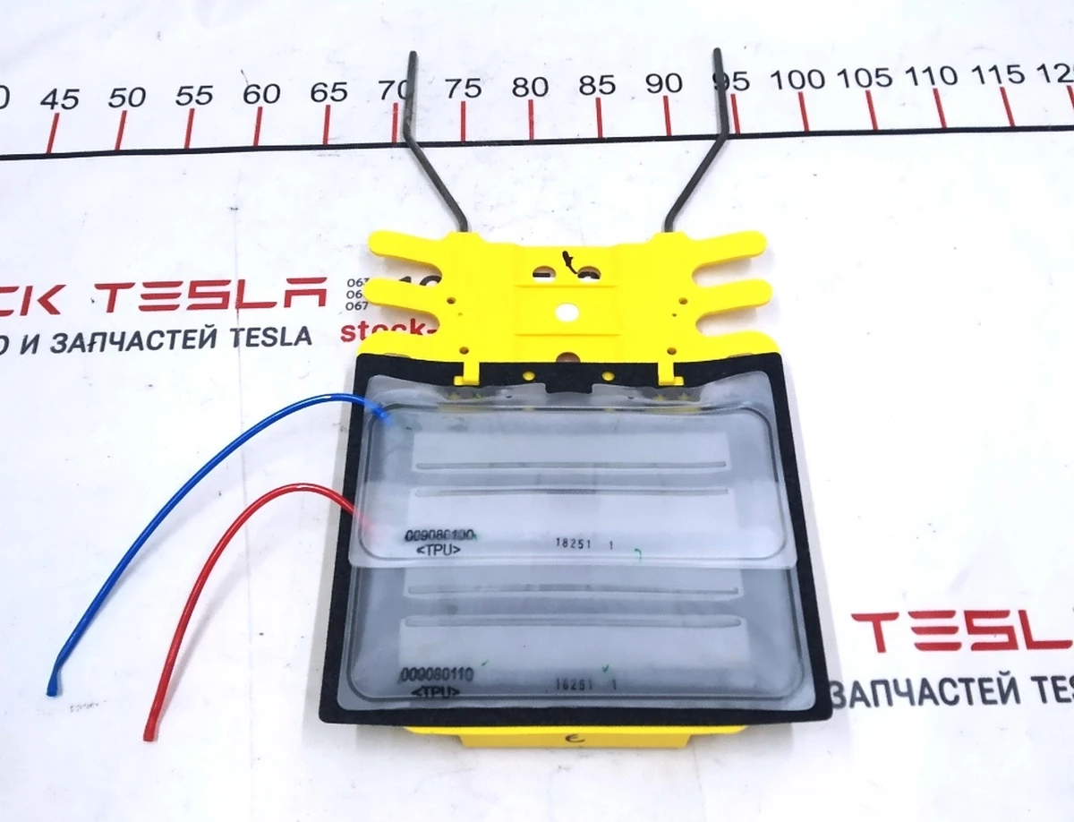 5 1st row seat lumbar adjustment mechanism without compressor and control unit Tesla model 3 1118494-00-F