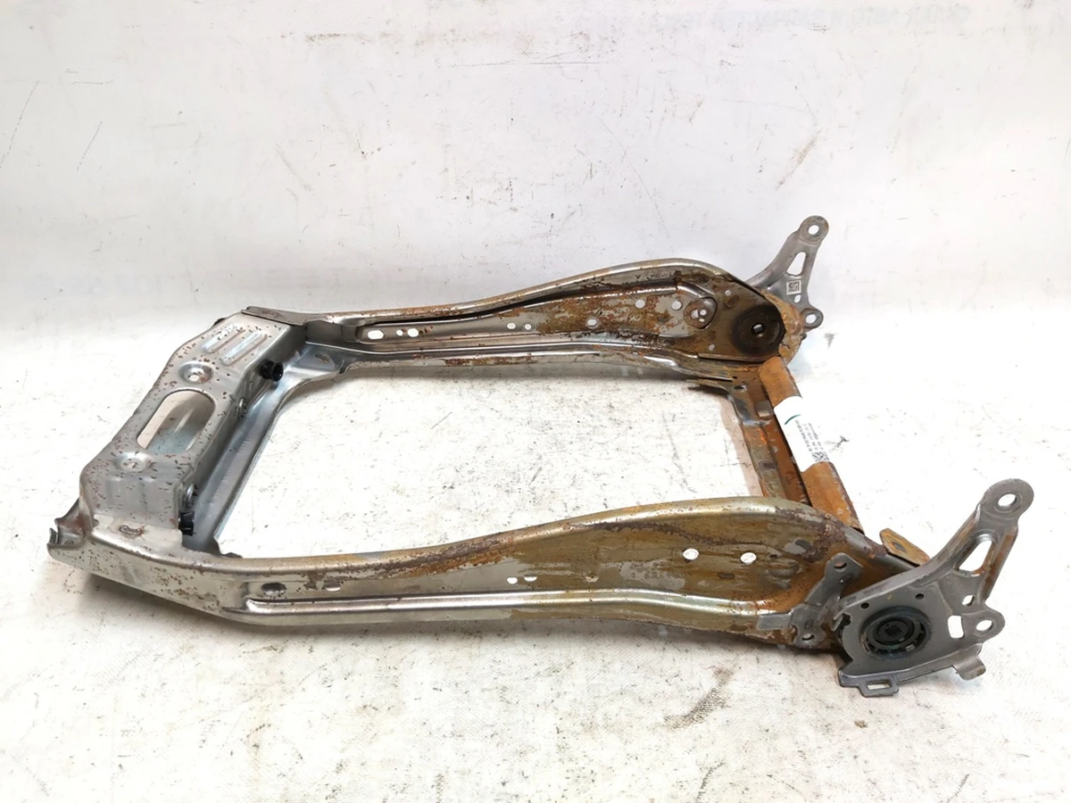 2 Спинка каркаса металлического сиденья 1-го ряда Tesla model 3, model Y 1456942-00