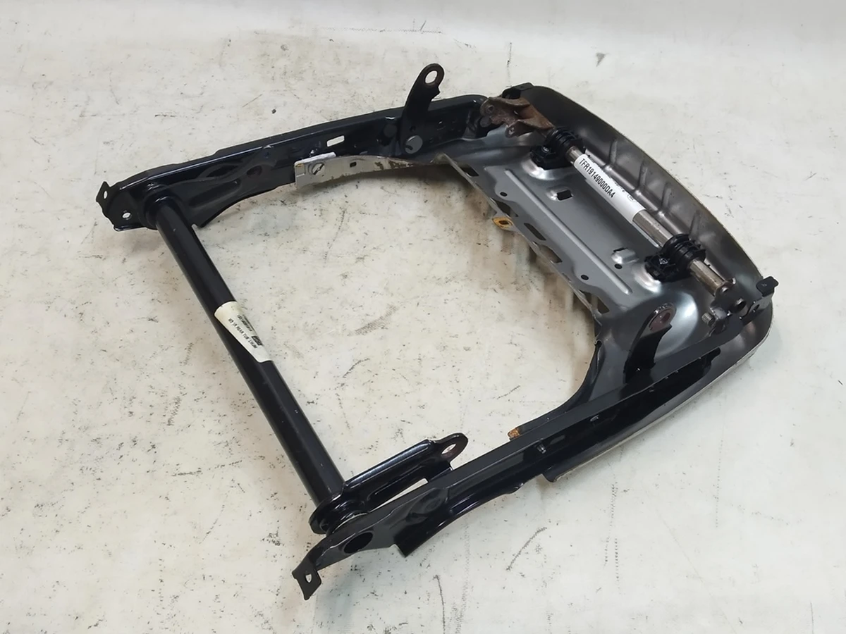 12 First row cushion frame power (corrosion) Tesla Model 3, Model Y 1107103-00-J