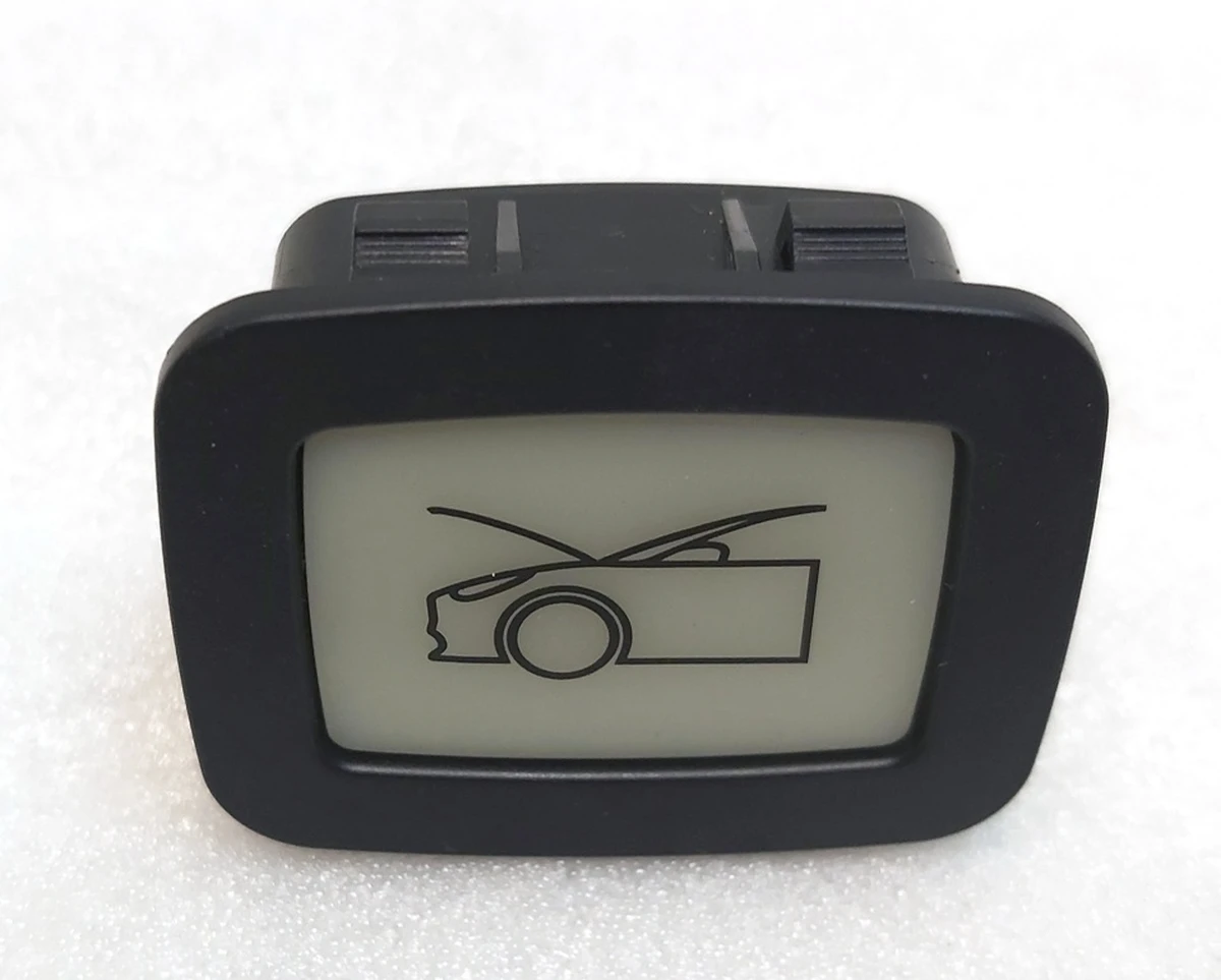 12 Кнопка аварійного відкриття капота Tesla Model 3 1107722-00-D