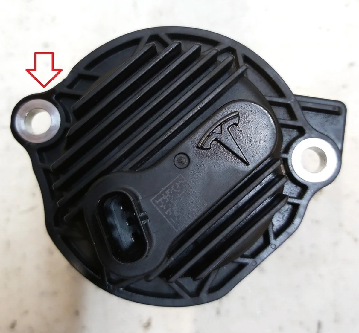 6 Насос масляний 3DU з пошкодженням Tesla model X, Tesla model 3 1108202-00-G