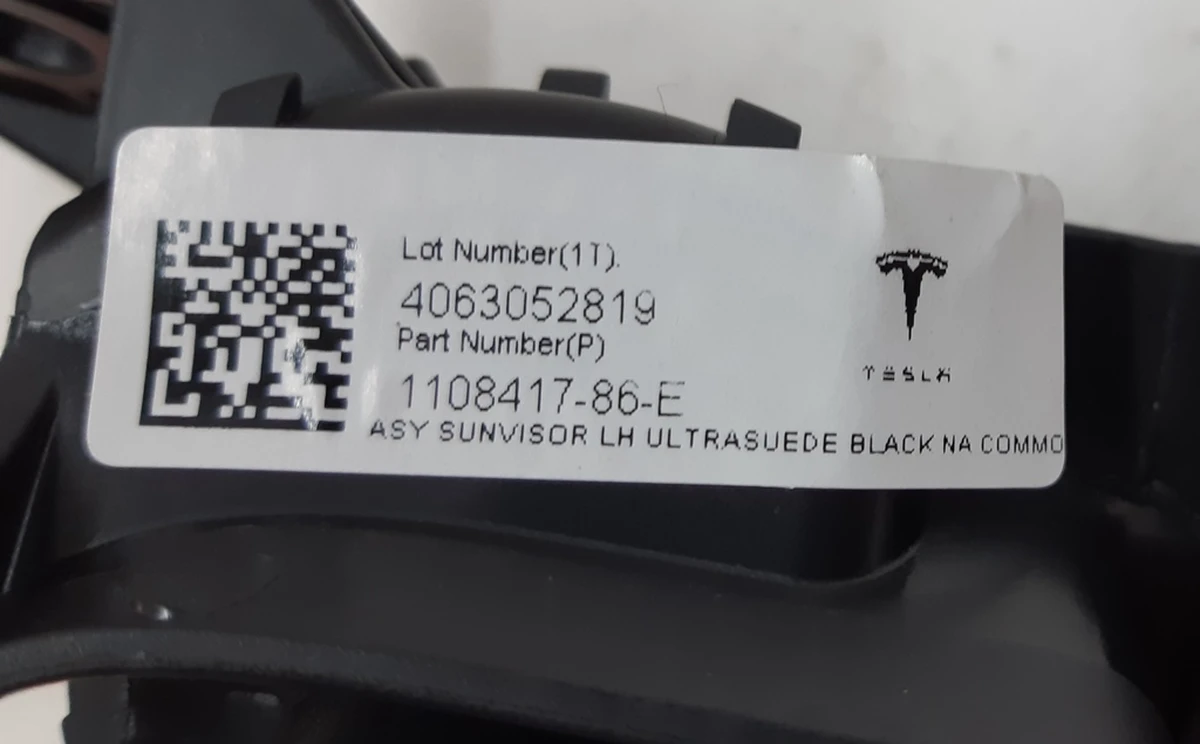 1 Sun visor left USD BLK NA COMMON Tesla model X 1108417-86-E