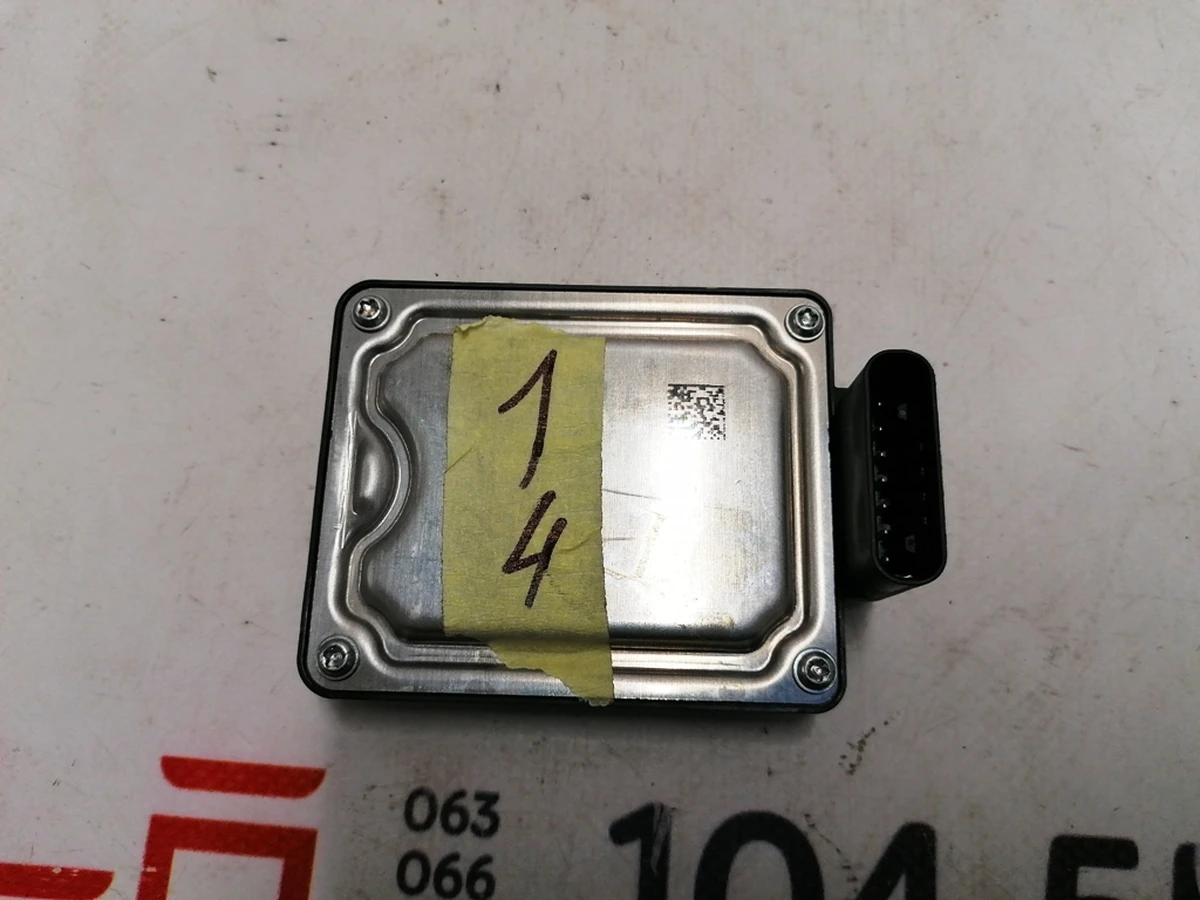 1 Радар автопілота (АП 2.5, 3.0, FSD) Tesla 3.