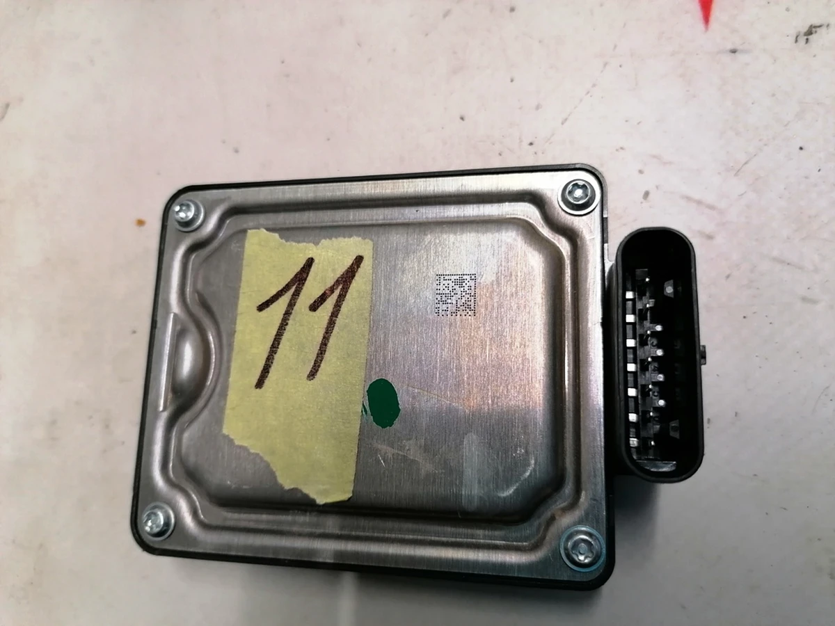 1 Радар автопілота АП 2.5 Tesla model 3 1108647-00-D