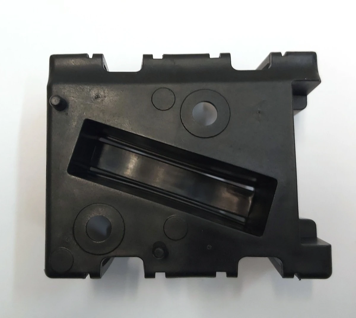 2 Кронштейн радара Tesla model 3 1108648-00-E