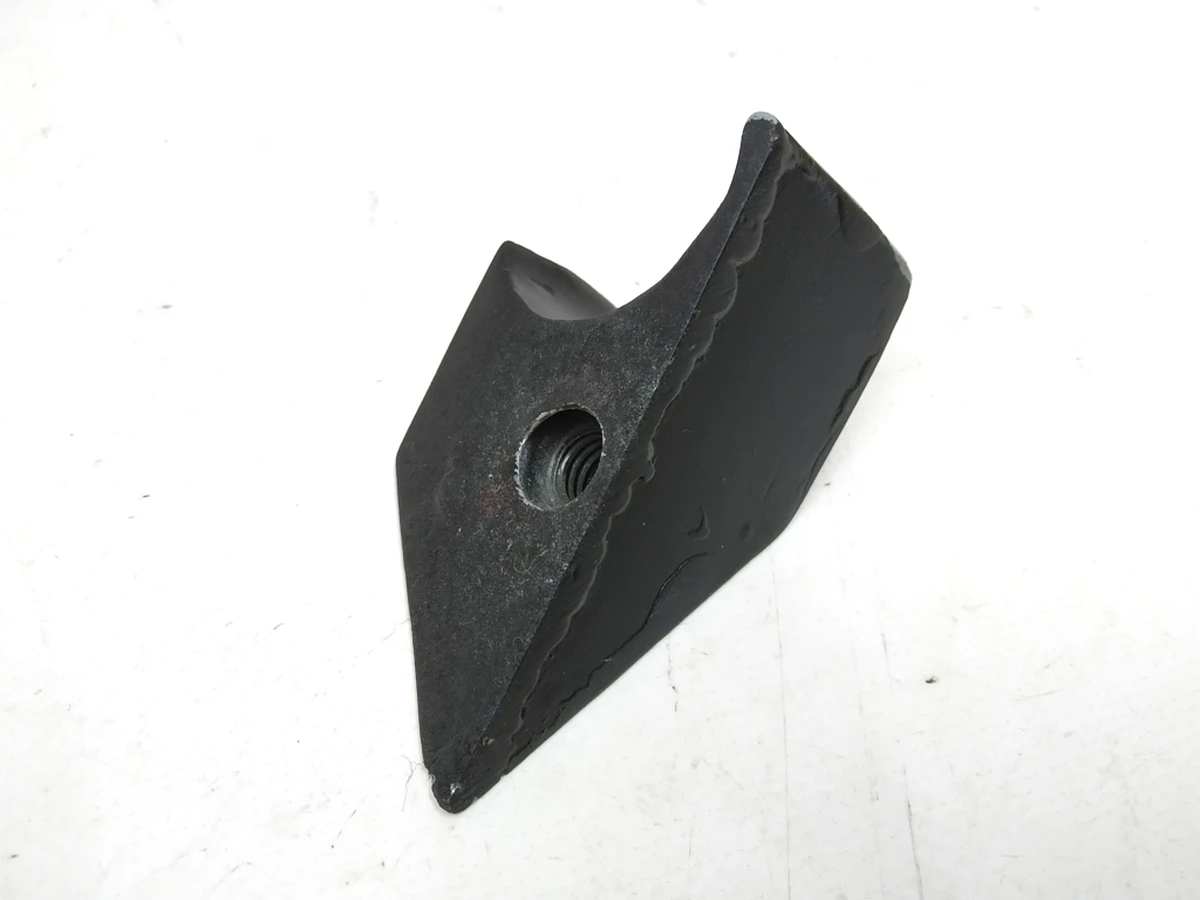 2 Fastening-emphasis of the trunk shelf of the upper Tesla model X 1108701-00-D