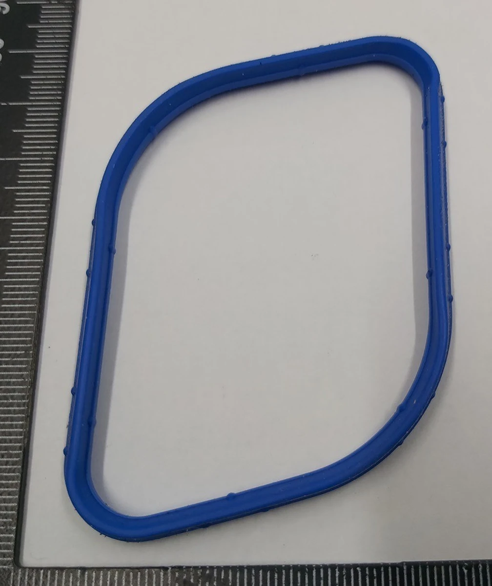 Резинка уплотнительная крышки пентхауса LR Tesla model 3 model Y 1108958-00-A