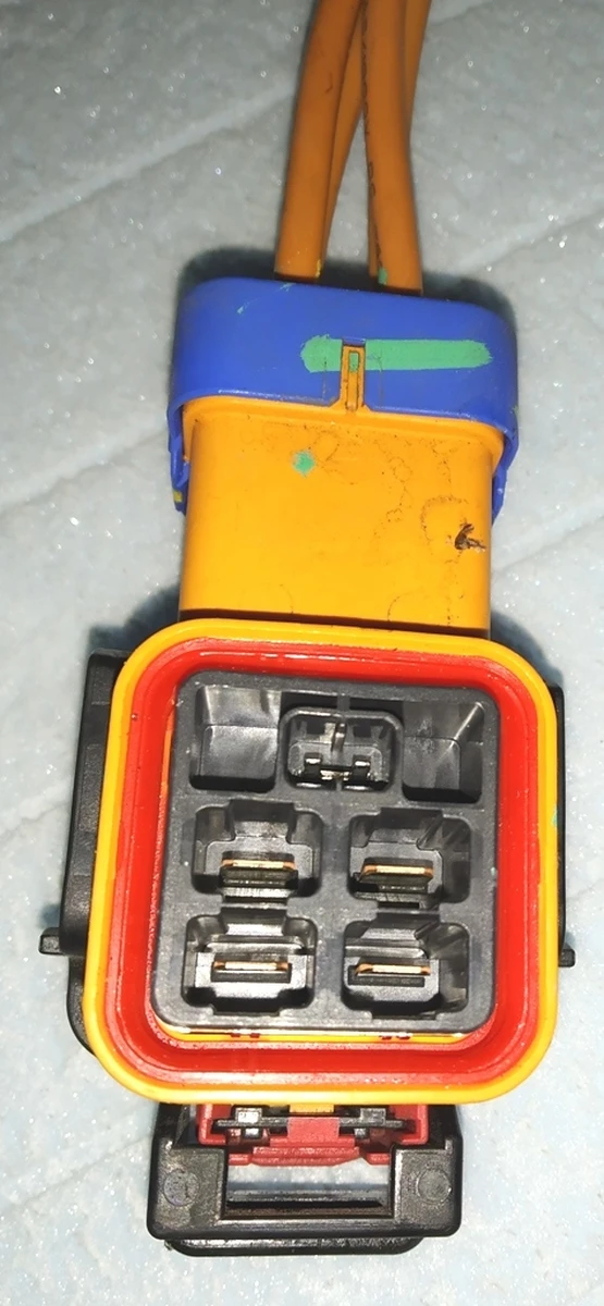 3 Кабель высоковольтный основной батареи туннельный в сборе с кронштейнами и крышкой защитной RWD Tesla model 3 1109004-10-G