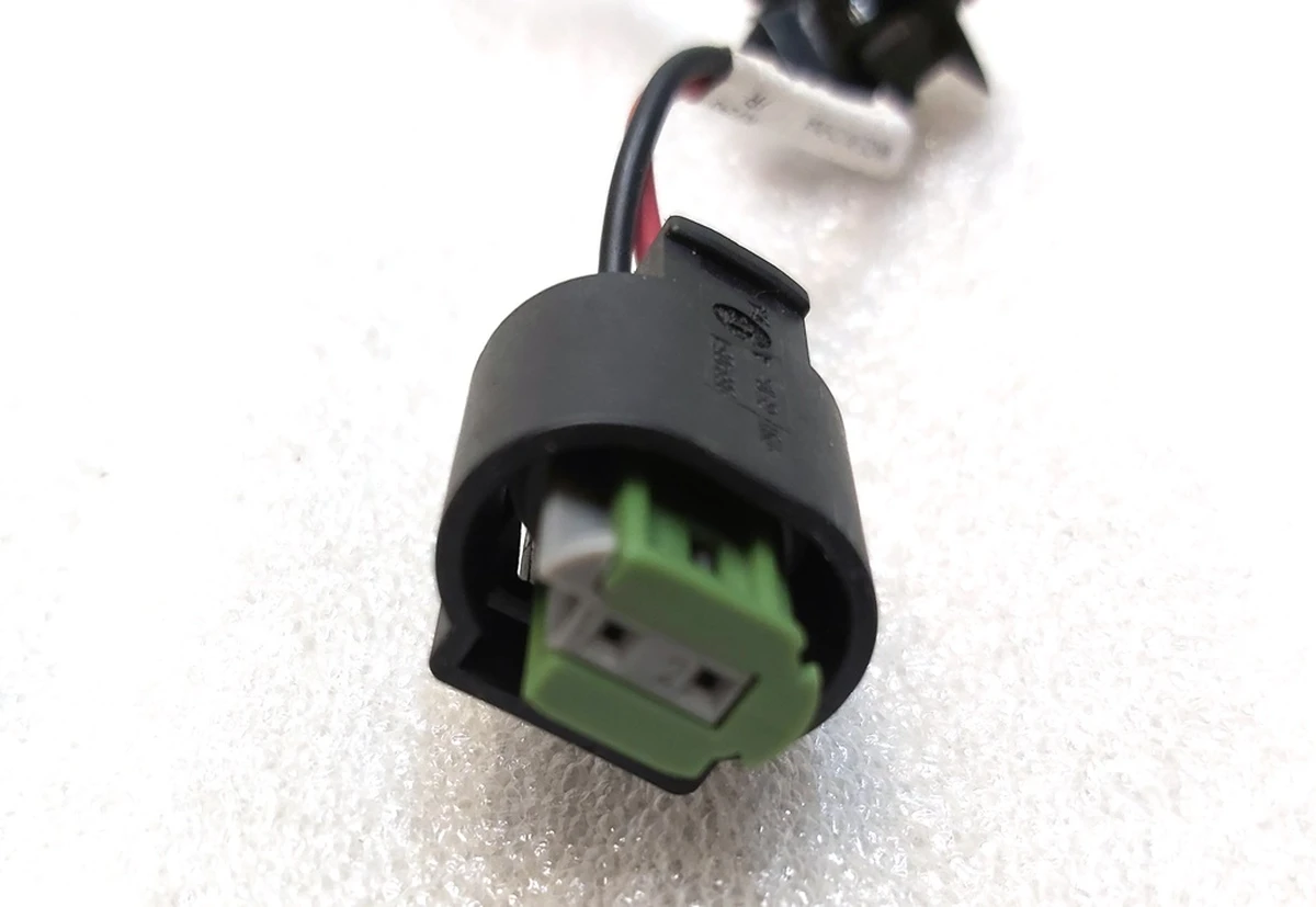 7 Ліхтар підсвічування механізму ручки зовнішньої передньої задньої правої GEN 3.0 Tesla model S REST, model S Feb 2021