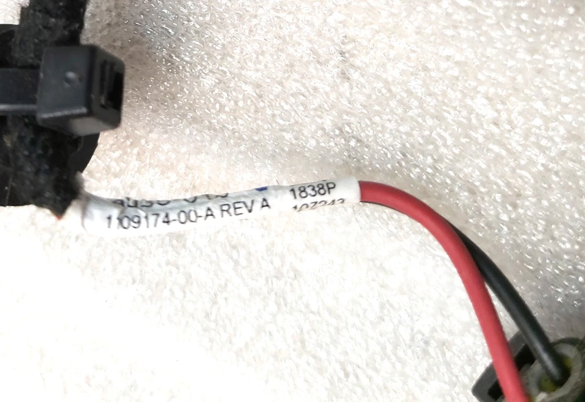 7 Ліхтар підсвічування механізму ручки зовнішньої передньої задньої правої GEN 3.0 Tesla model S REST, model S Feb 2021