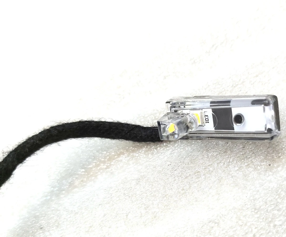 7 Ліхтар підсвічування механізму ручки зовнішньої передньої задньої правої GEN 3.0 Tesla model S REST, model S Feb 2021