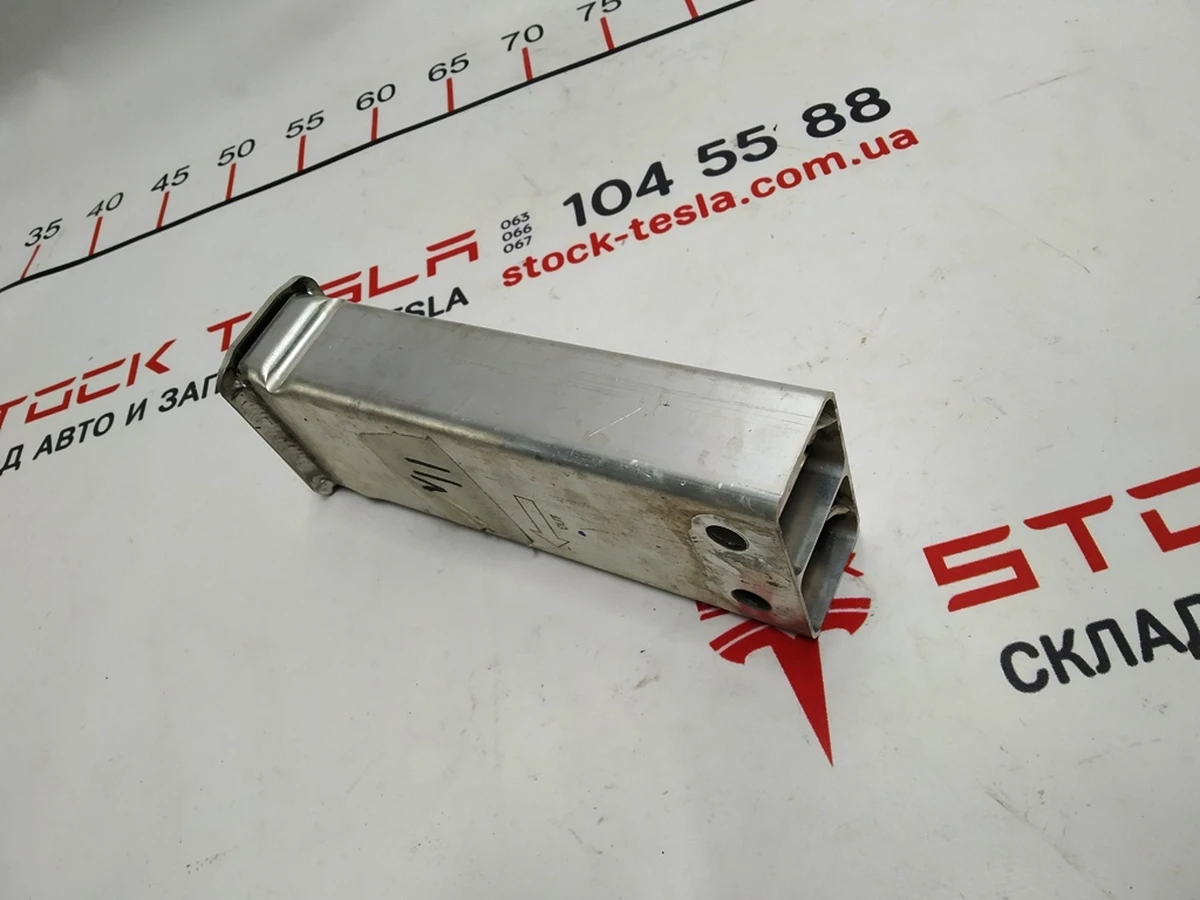 8 CRUSH CAN ASSY, FR SUBF Tesla model 3,  model Y 1109193-00-C