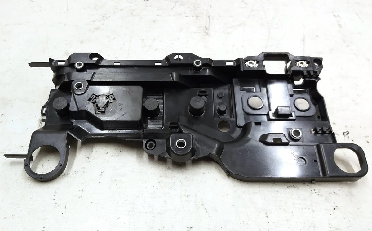 Main battery penthouse bottom control panel cover 1109684-00-J