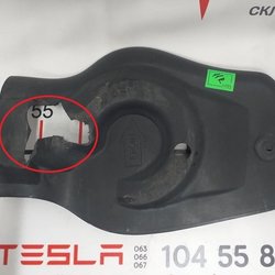 Кришка пружинної підвіски задньої права з пошкодженням Tesla model 3 1111303-00-B