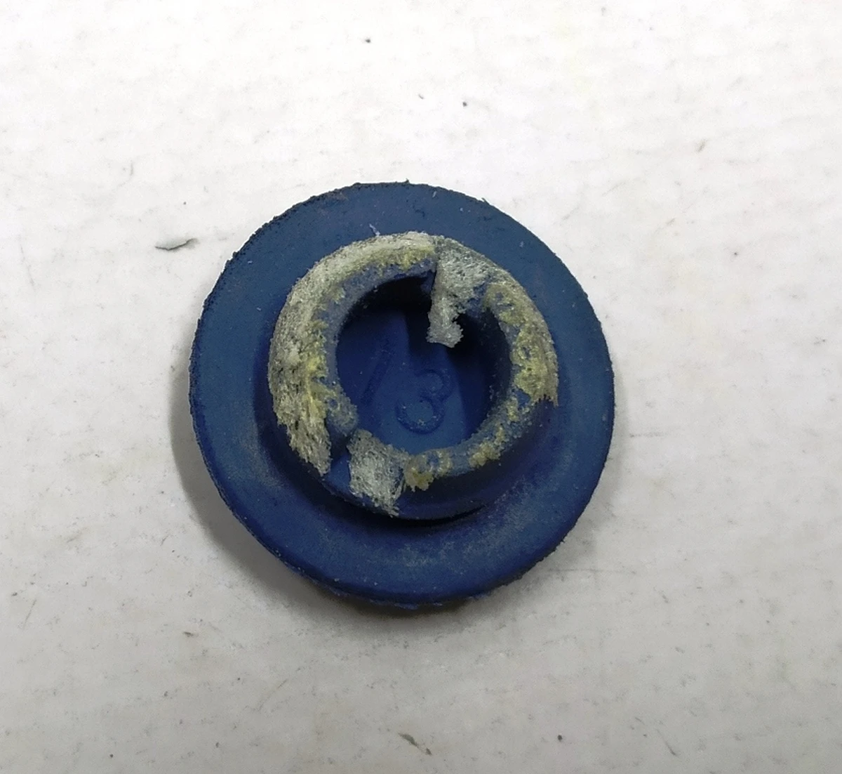 9 Заглушка гумова (діаметр 13 мм) Tesla model 3 1111860-00-B