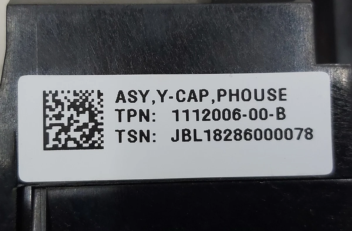 Low voltage main battery connector Tesla model 3 1112006-00-B