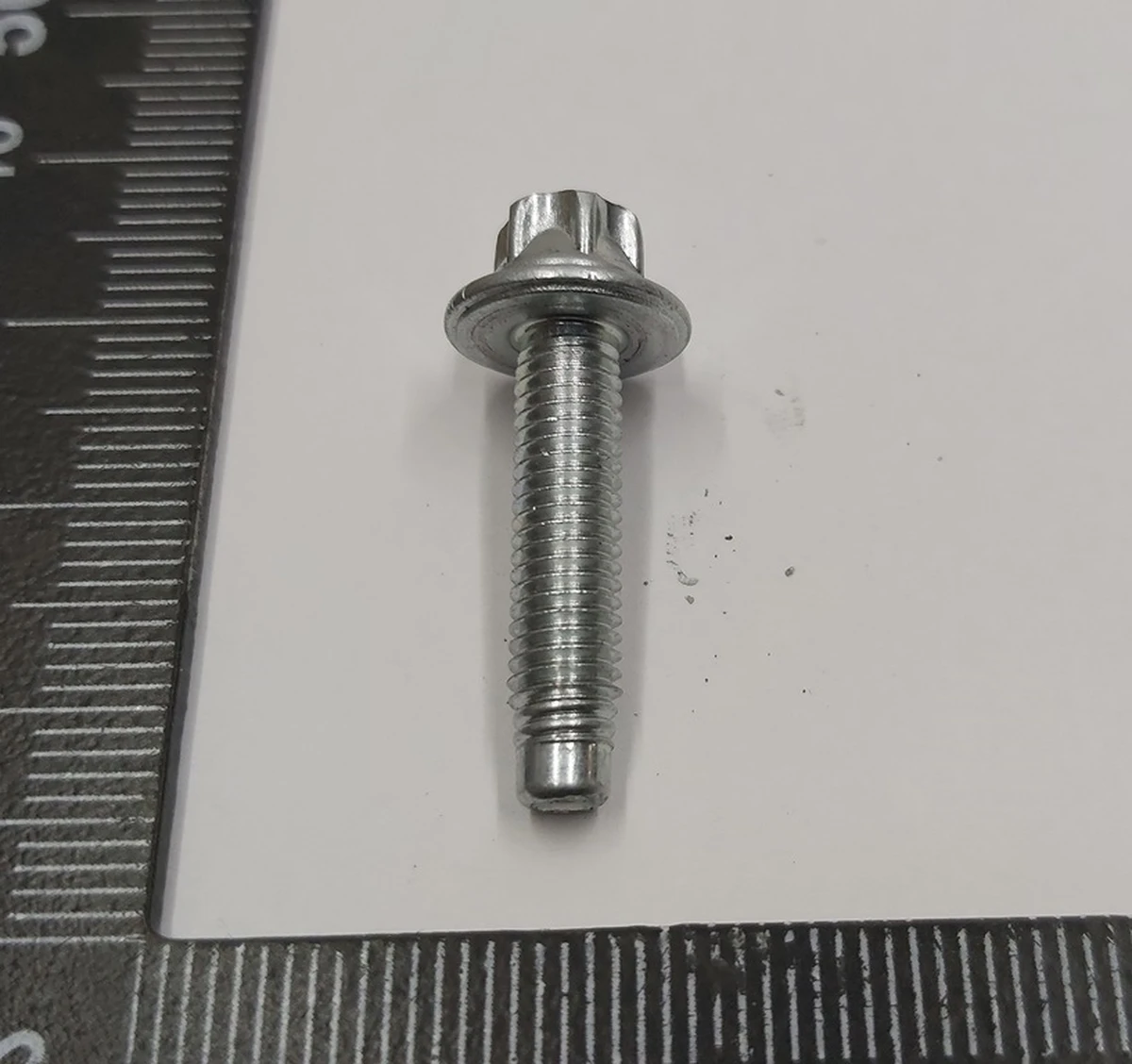 7 Болт M5x22,[88], ZN, MAT Tesla model 3 model Y 1112243-00-A