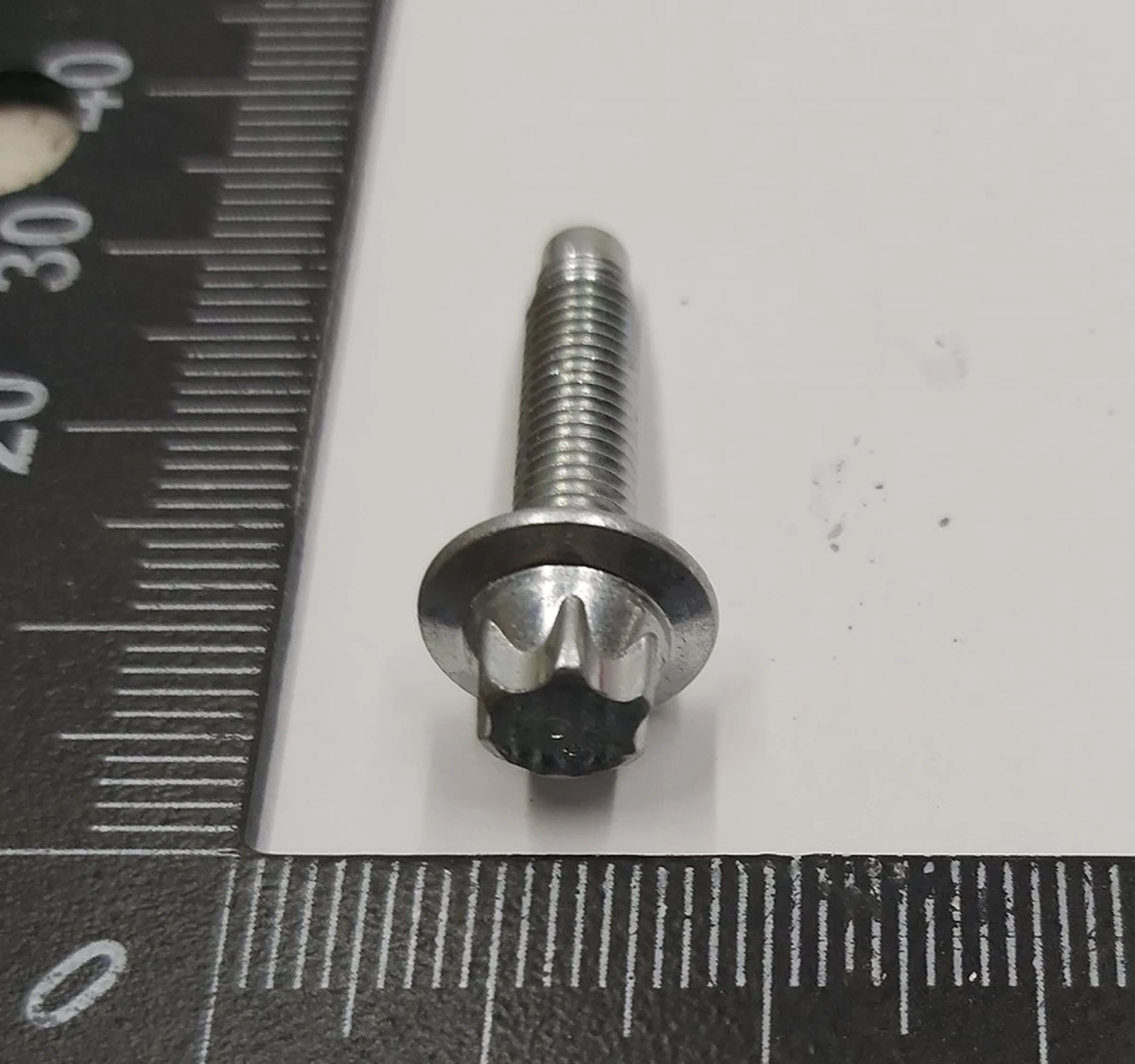 7 Болт M5x22,[88], ZN, MAT Tesla model 3 model Y 1112243-00-A