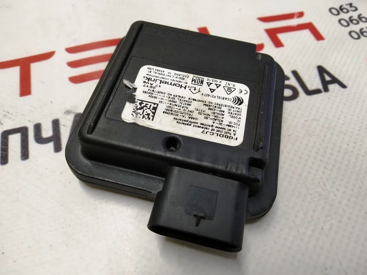 1 Модуль HOMELINK V OPTION 2 Tesla model X, model S REST 1114984-00-B