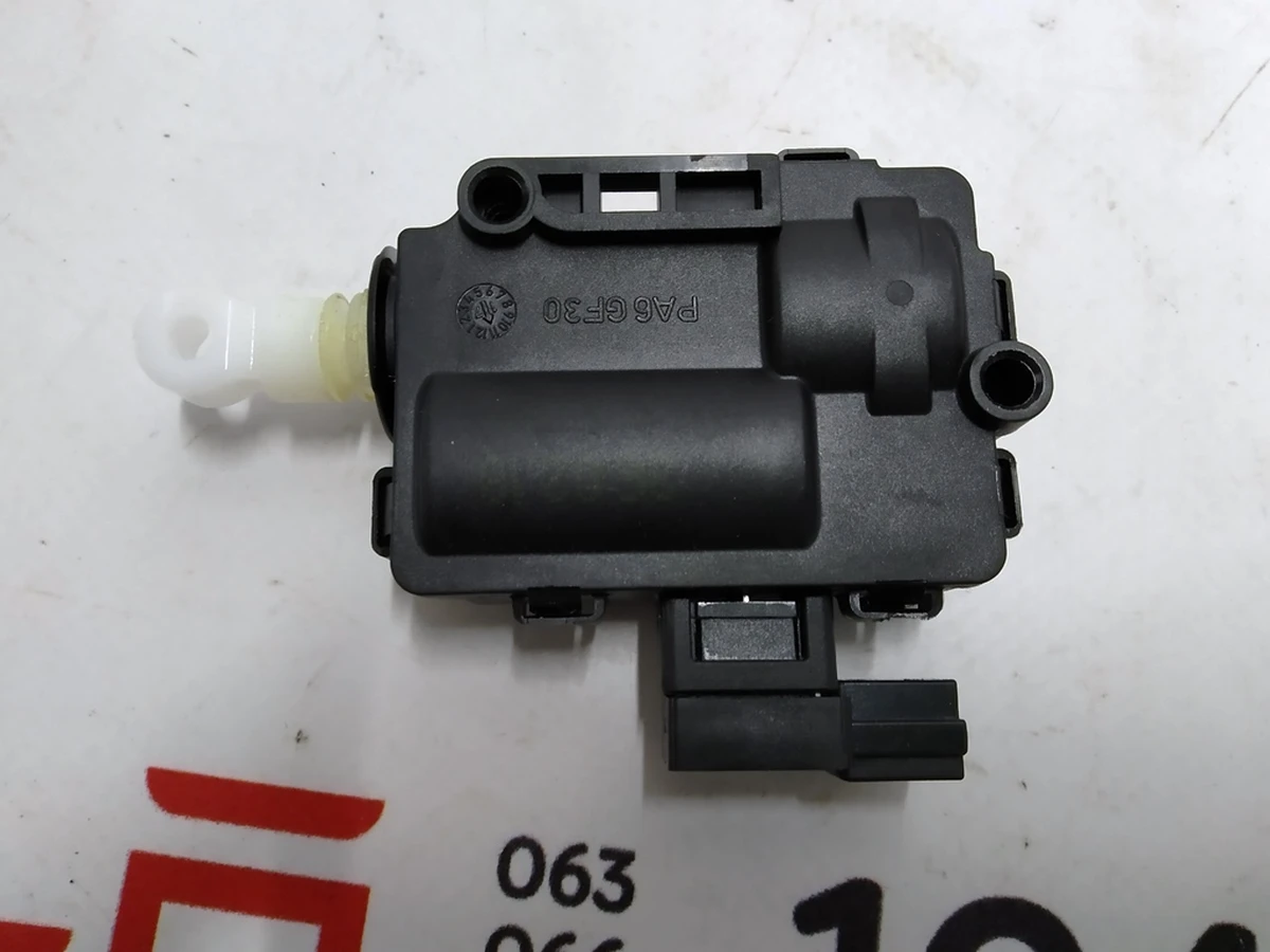 9 Привод замка передней правой двери Tesla model X 1115333-00-B