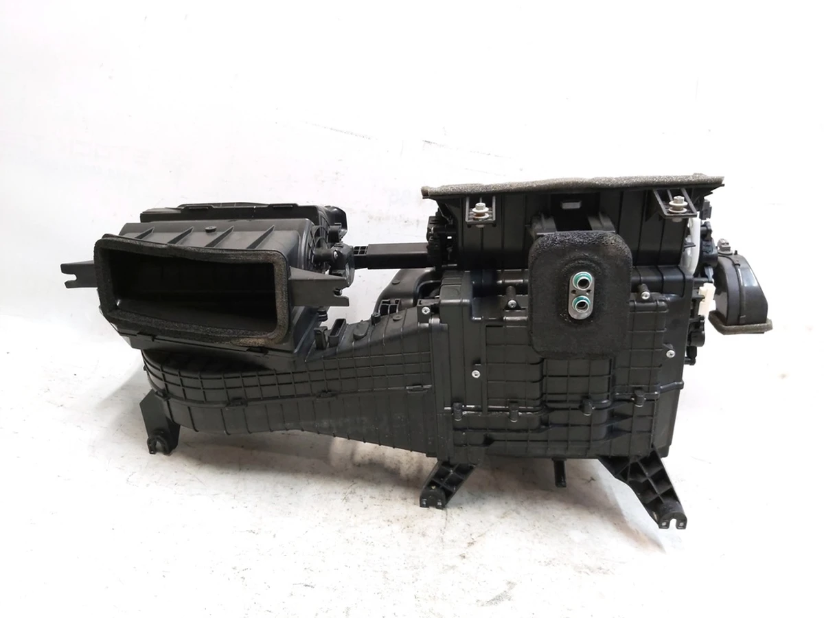 7 Пічка салону в зборі некондиція Tesla model X 1116133-00-C