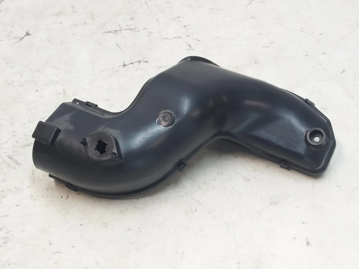 1 Повітропровід кліматичної установки (пічки) центральний Tesla Model X 1116133