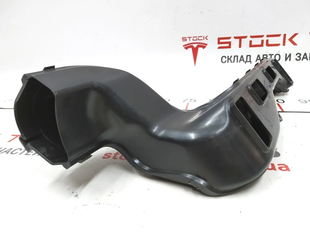 1 Повітропровід кліматичної установки (пічки) Tesla Model S, Model S REST 1116135-00-C 6007378-00-Q