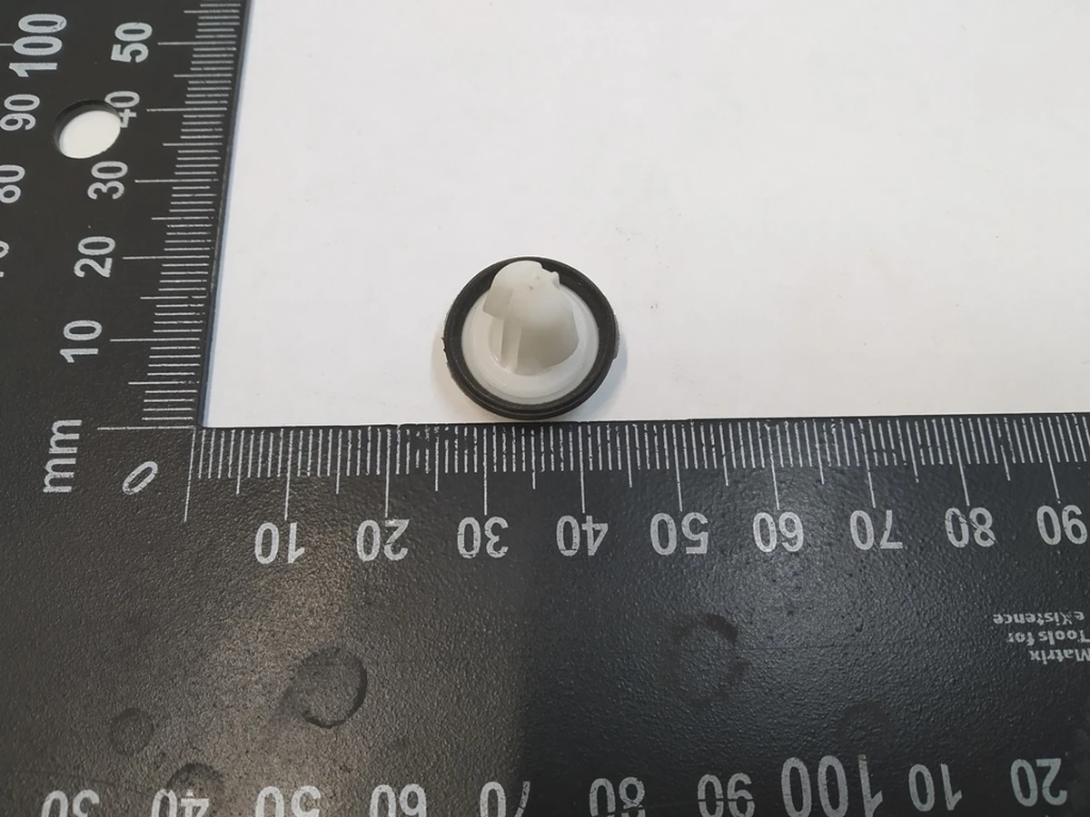 5 TRIM CLIP,8.5MM,0.7-1.6,RING,SEAL,POM white Tesla Model 3, Model Y 1117701-00-A