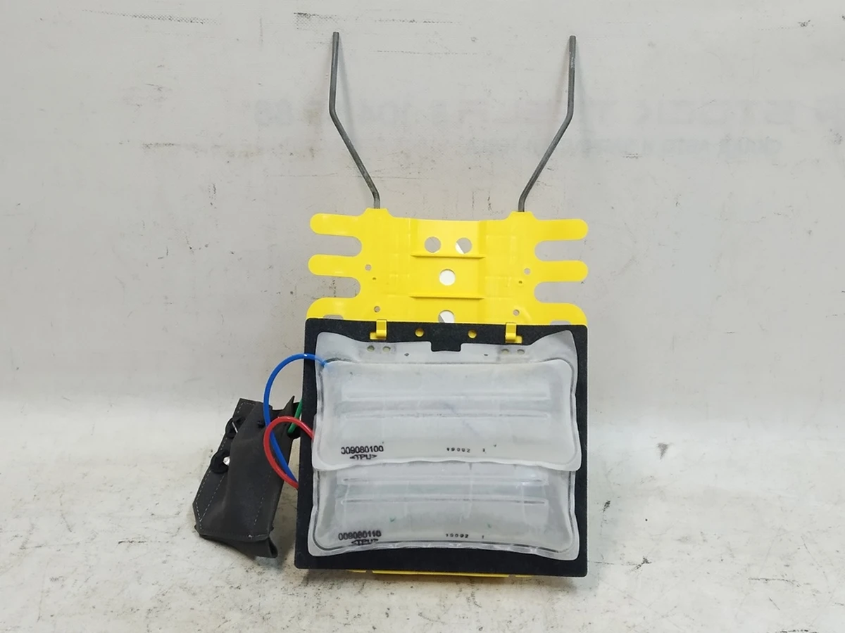 5 Механізм регулювання поперекового сидіння 1-го ряду в зборі Tesla Model 3, Model Y 1118494-00-J