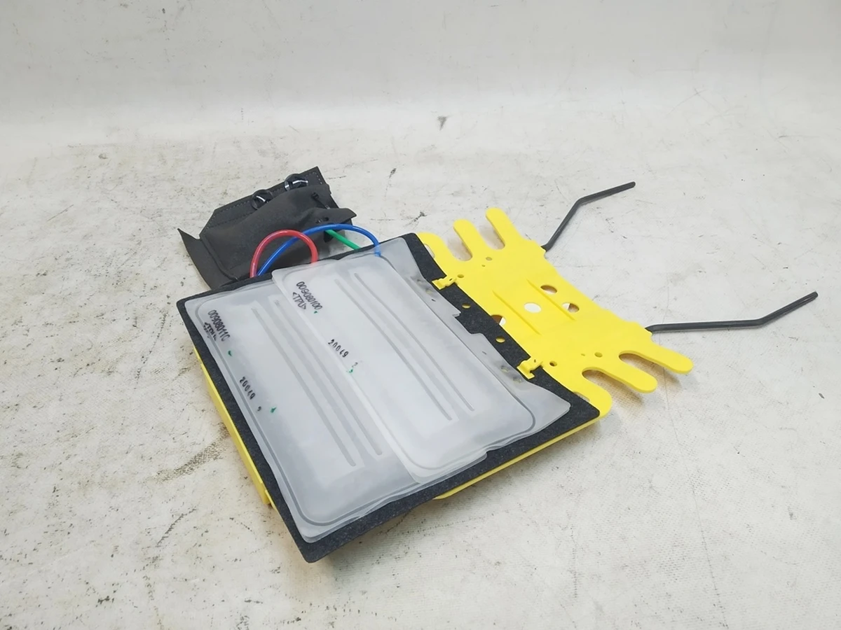 5 Механизм регулировки поясничного упора сиденья 1-го ряда в сборе Tesla model 3, model Y 1118494-00-J