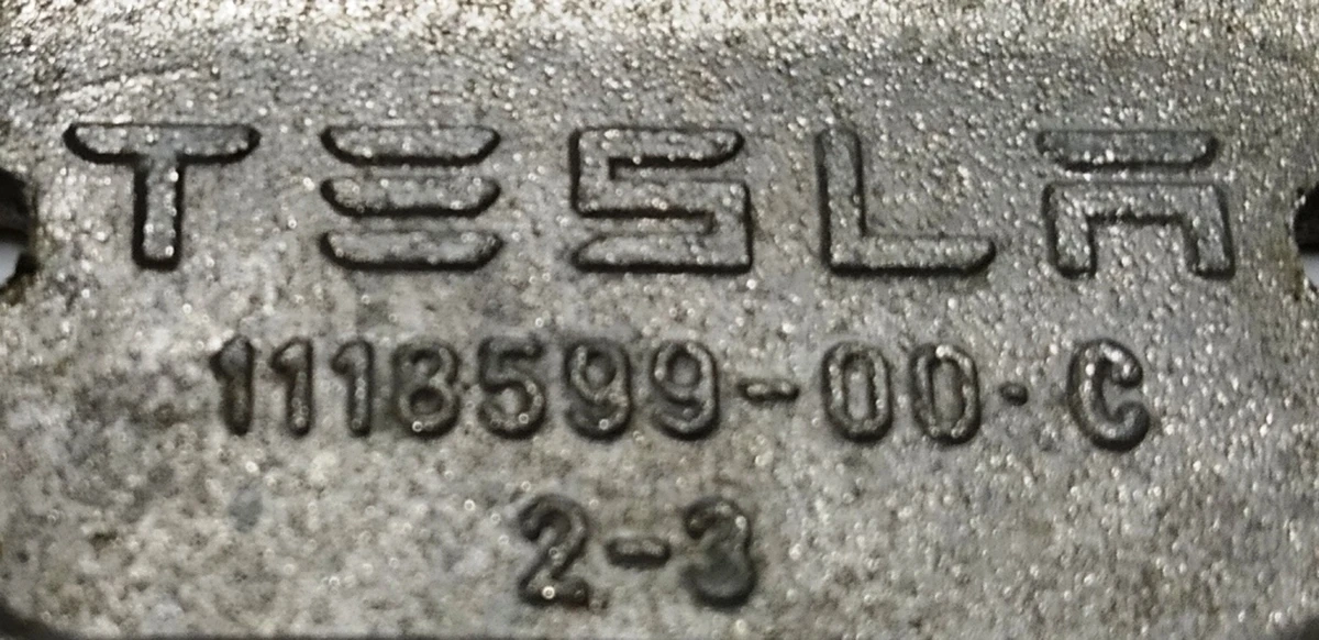 6 12V BATTERY, UPPER TIE-DOWN BRACKET Tesla model 3 1118599-00-C