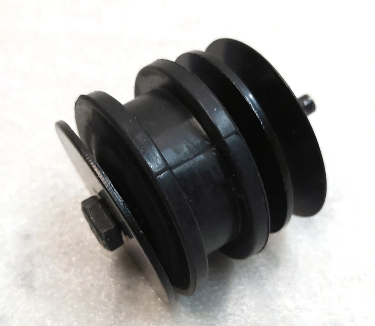 7 Подушка кріплення вентилятора в зборі Tesla model 3, model Y 1118811-00-A