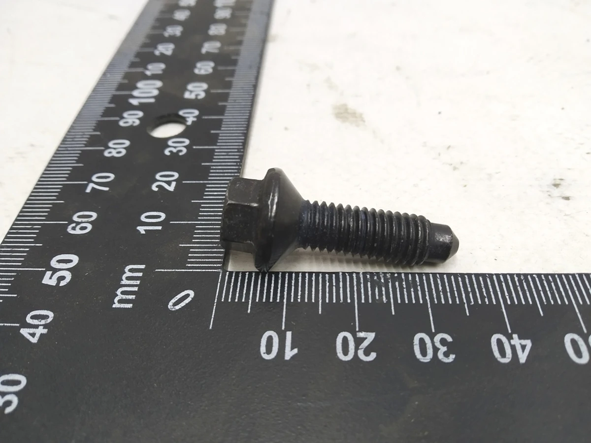 6 Болт [FL],M8-1.25x32,[109],PC,ZNNI Tesla Model 3 1119041-00-B