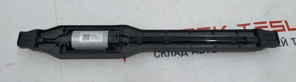 17 Электропривод салазок сиденья 1-го ряда в сборе Tesla Model 3, Model Y 1857404-00-A