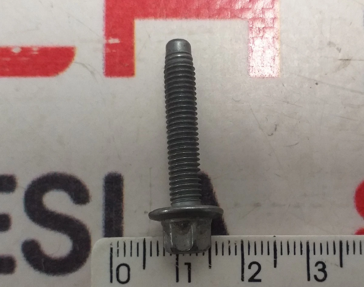 9 Болт TE M5X30 [88] ZN MAT Tesla Model 3 1119981-00-A