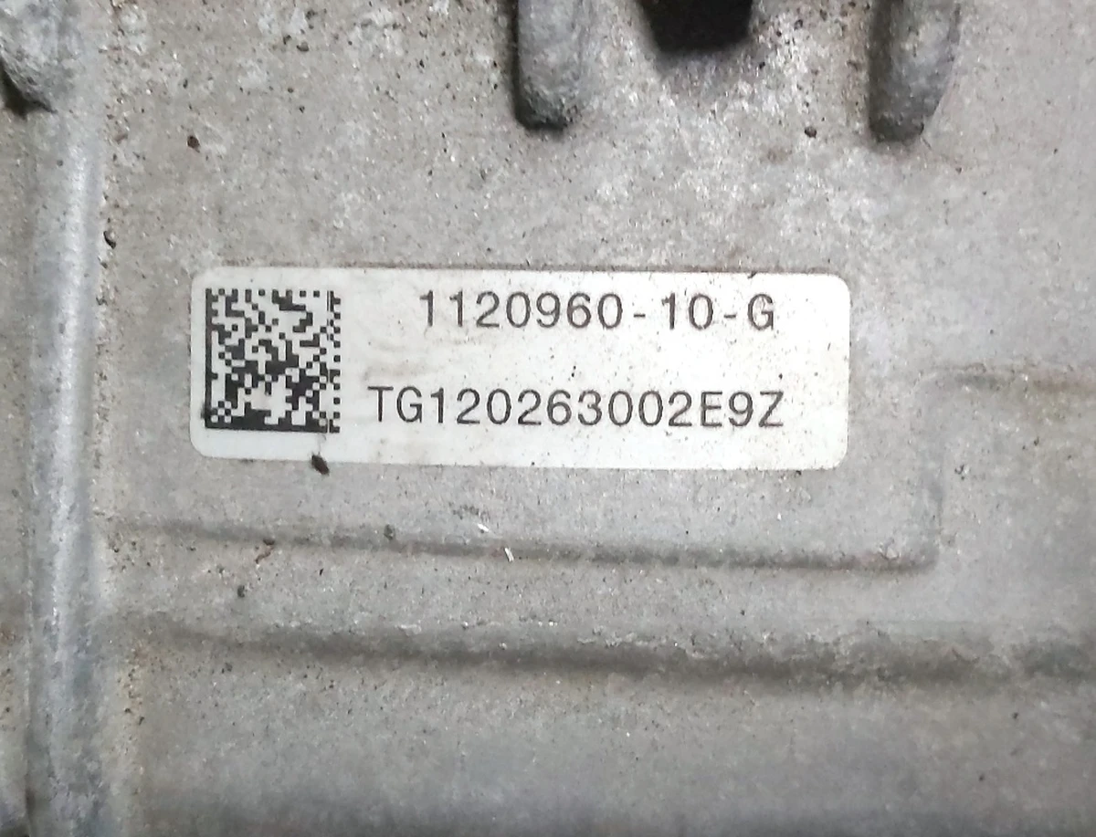 1 Мотор передний 3DU без теплообменника,маслянных фильтра,насоса,штуцеров инвертора Tesla model 3, model Y 1120960-10-H