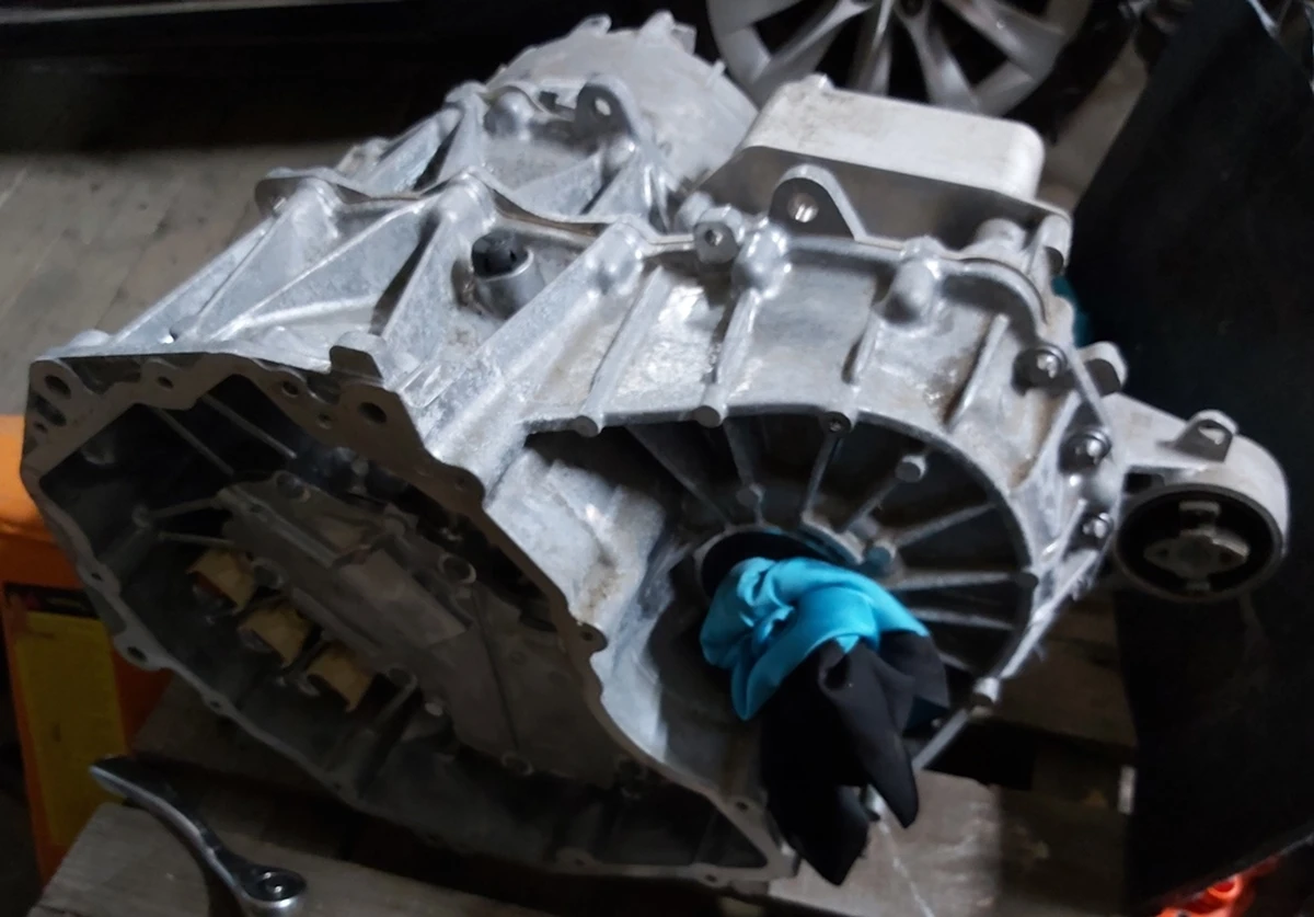 1 Мотор задній MOSFET у зборі без інвертора Tesla model 3 1120980-00-D