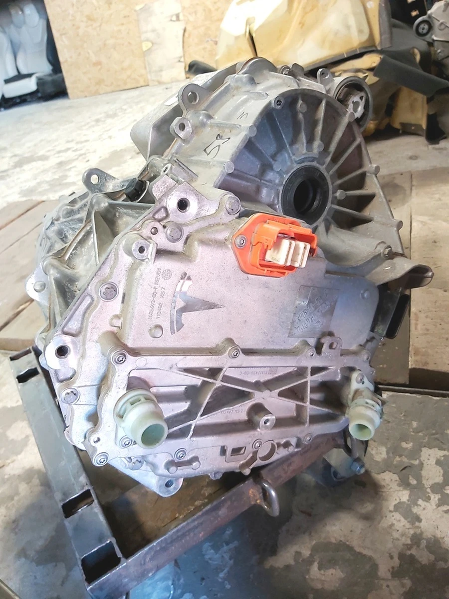 Мотор задній 3DU - LOW CURRENT в сборе Tesla model 3 1120990-00-F