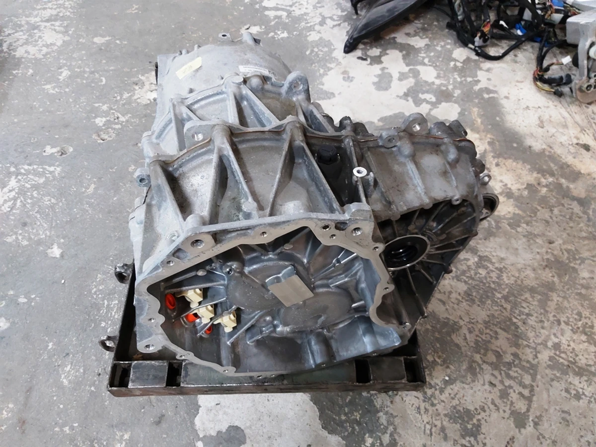 1 Мотор задній 3DU-LOW CURRENT в зборі Tesla model 3 1120990-00-H