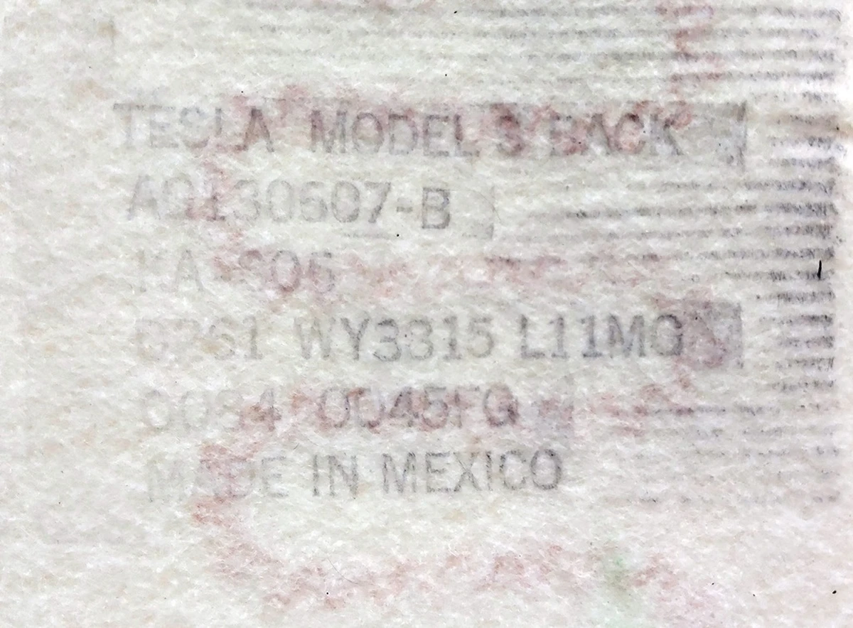 2 Пінний наповнювач спинки пасажирського сидіння з підігрівом GEN1 Tesla model S 1058006-02-B