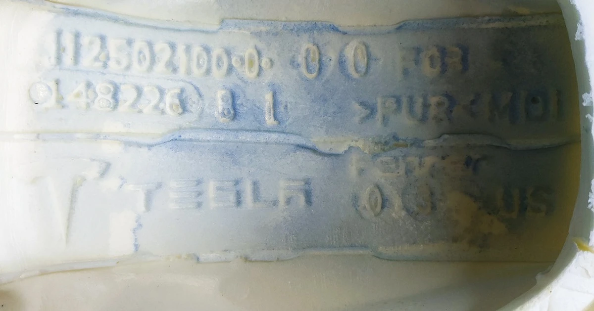 2 Пінний наповнювач спинки пасажирського сидіння з підігрівом GEN1 Tesla model S 1058006-02-B